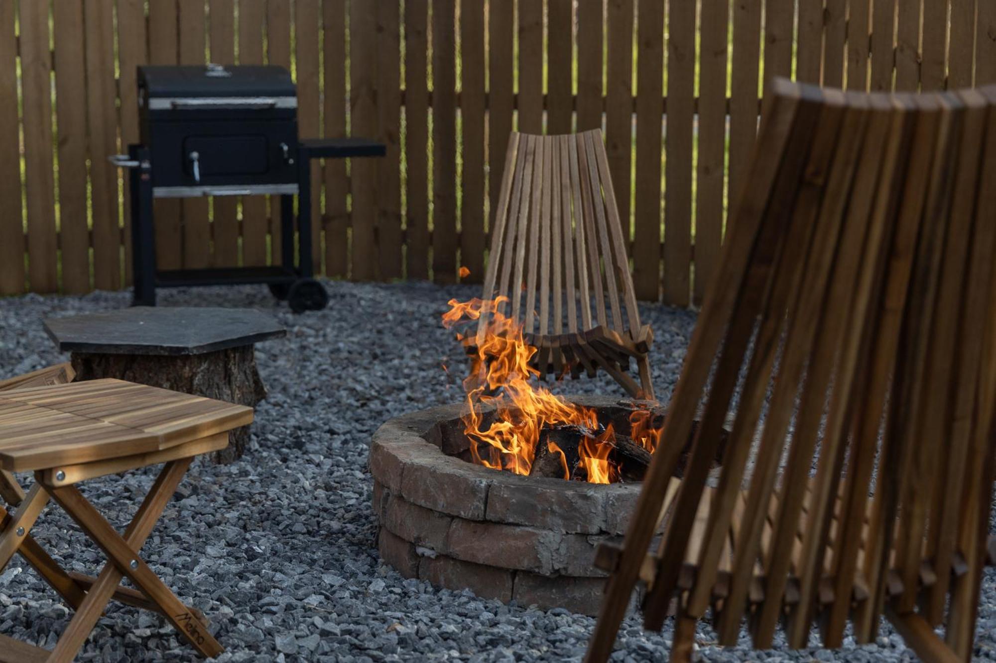 Valhalla Cabins Aframes With Hot Tubs & Sauna Cosby Exterior photo